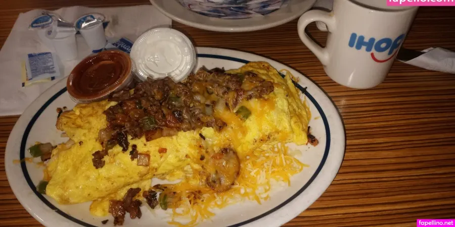 Alove28 OnlyFans Thumbnail #Pip6FL4BGt