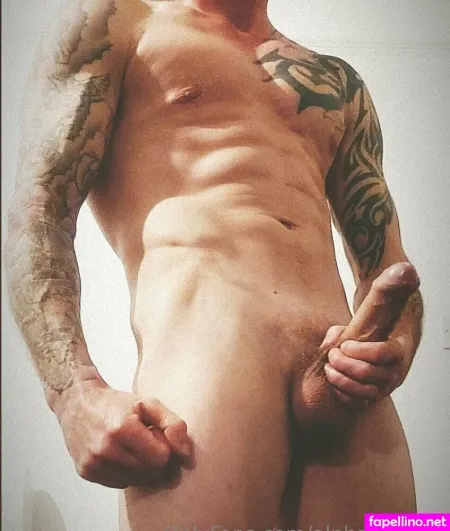 Alphamaleuk OnlyFans Thumbnail #AOpSe2qNiw