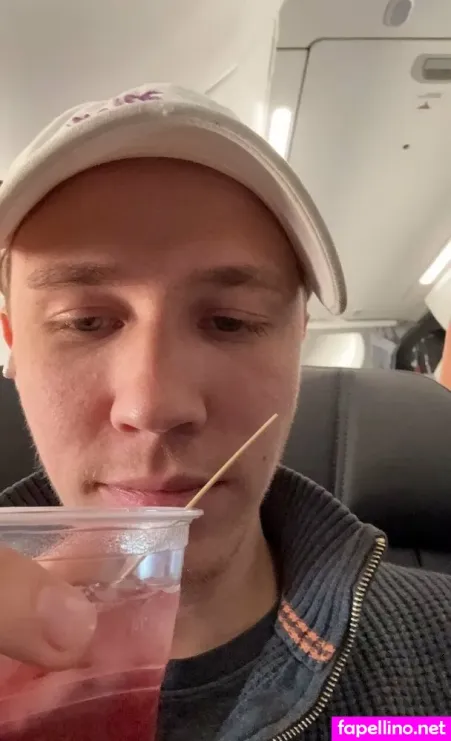 Alphasendaurifree OnlyFans Thumbnail #Ubr3xGcT5x