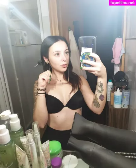 Alucarynmoon OnlyFans Thumbnail #3iwuzEOuZ1