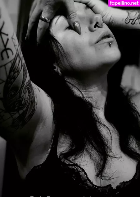 Alucarynmoon OnlyFans Thumbnail #7OBSemspVo