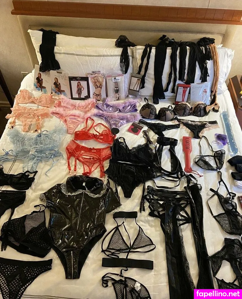 alwayshungrywife, anyuser Nude Leaked OnlyFans Photo #WZCm7uW4iF