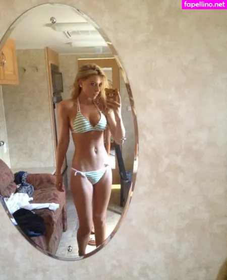 Aly Michalka OnlyFans Thumbnail #6fT2C2ZDQa