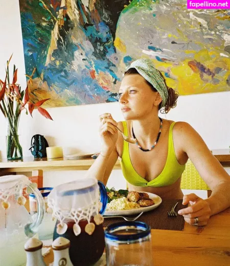 Aly Michalka OnlyFans Thumbnail #MCYoFZmDVE