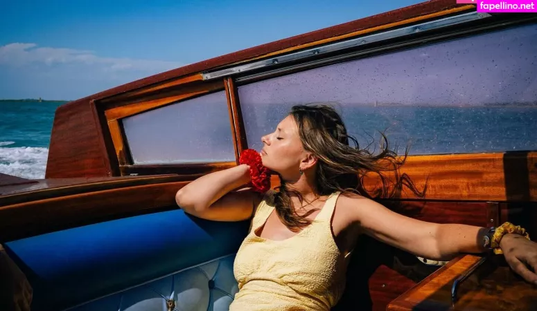 Aly Michalka OnlyFans Thumbnail #UaCH1OPs4k