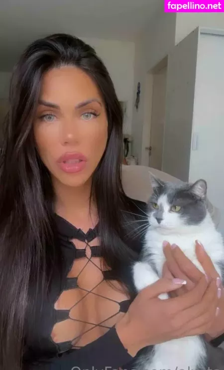 Aly Ts OnlyFans Thumbnail #dA6F2u52E0