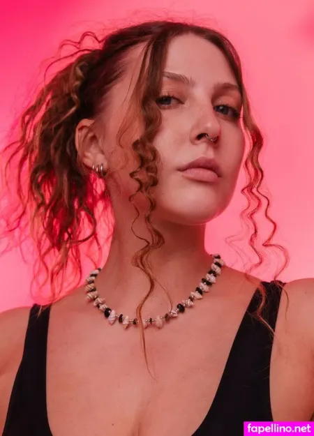 Alyaaska Main Profile Photo