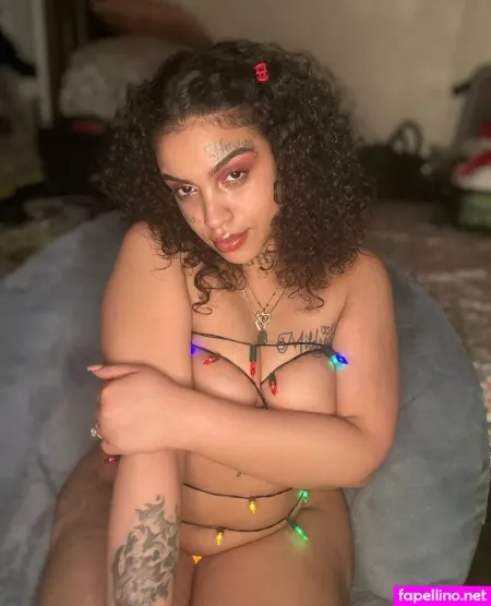 Alycakes OnlyFans Thumbnail #e0nXSRFhIh