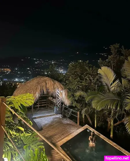 Alyce Violet OnlyFans Thumbnail #6bovDIQnRm