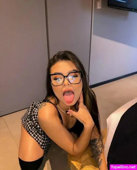 Alyce Violet OnlyFans Thumbnail #8hdMD8zngj