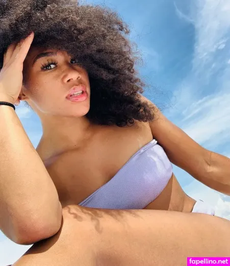 Alycia Baumgardner OnlyFans Thumbnail #i9uWZtwh6u