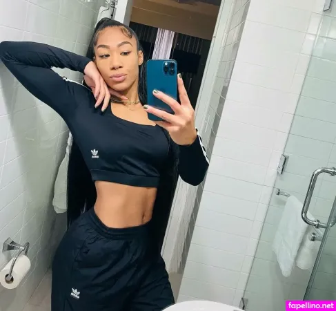 Alycia Baumgardner OnlyFans Thumbnail #qk9MsmiU1G