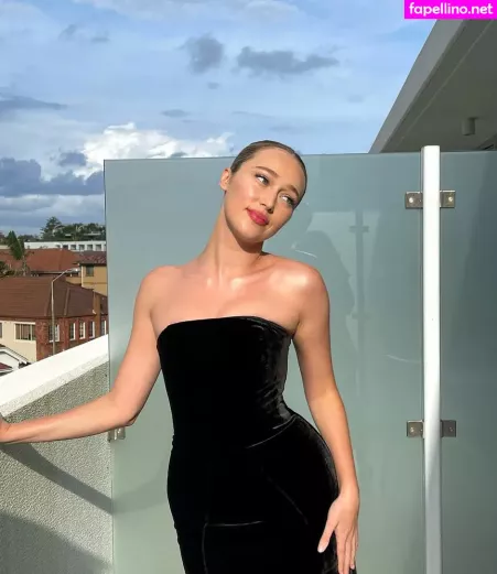 Alycia Debnam Carey OnlyFans Thumbnail #3az3wvMeUs