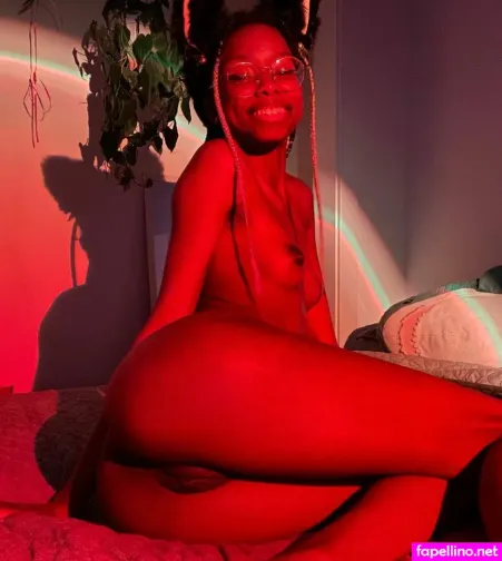 Alyciaelvie 1 OnlyFans Thumbnail #IL00Js1JyV