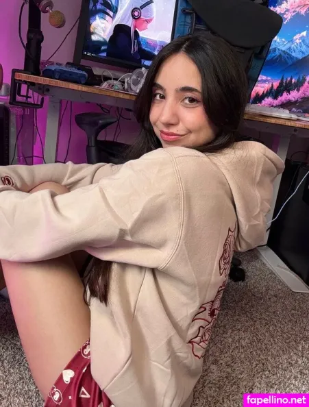 Alyek OnlyFans Thumbnail #53cWj3mgA8