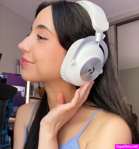 Alyek OnlyFans Thumbnail #EZE4Rso51k