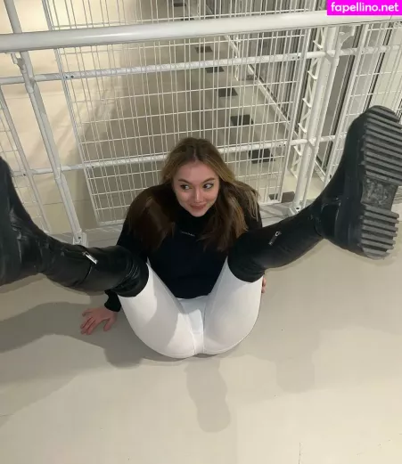Alyona Bobrova OnlyFans Thumbnail #E6Nz3w2wqE