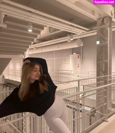 Alyona Bobrova OnlyFans Thumbnail #jUguuwHQe8