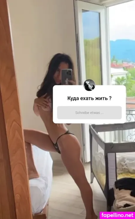 Alyona Ponomarenko OnlyFans Thumbnail #s8fjJyXazf