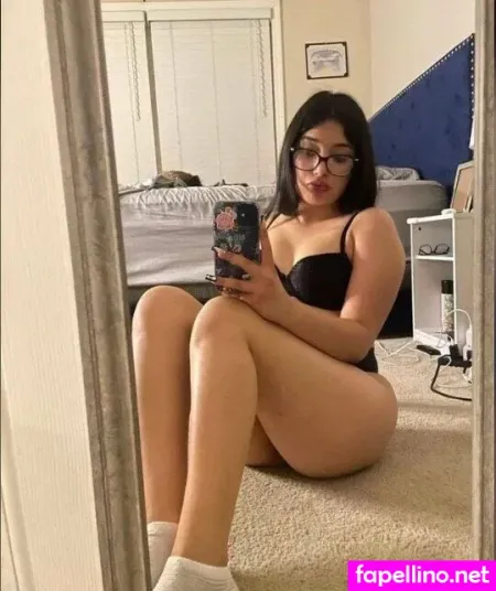 Alys2hot4u OnlyFans Thumbnail #GsbkgF23qF