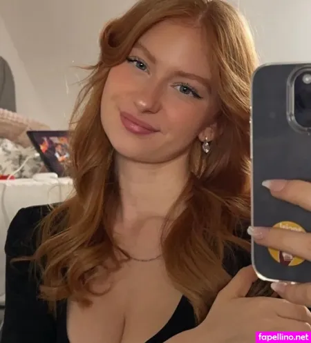 Alysha Huebner OnlyFans Thumbnail #zzmAoobveR