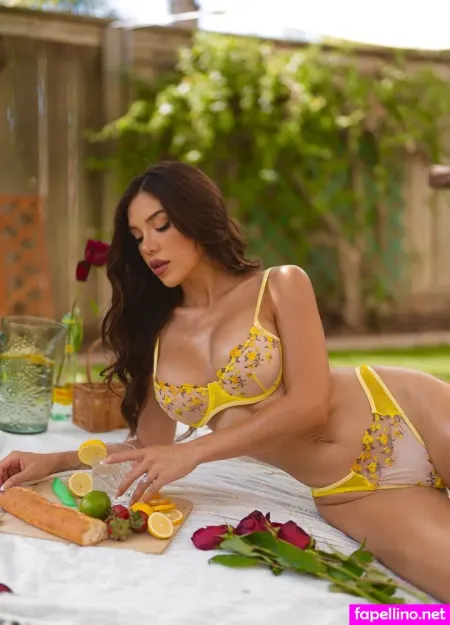 Alyshiabarragan 1 OnlyFans Thumbnail #NHGhyc9kHL