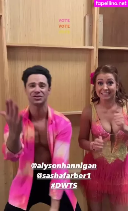 Alyson Hannigan OnlyFans Thumbnail #2xvBa16YbZ