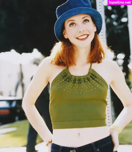 Alyson Hannigan OnlyFans Thumbnail #7J3H95IR3u