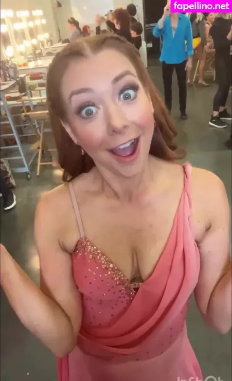 Alyson Hannigan OnlyFans Thumbnail #F8rk4pAgyJ