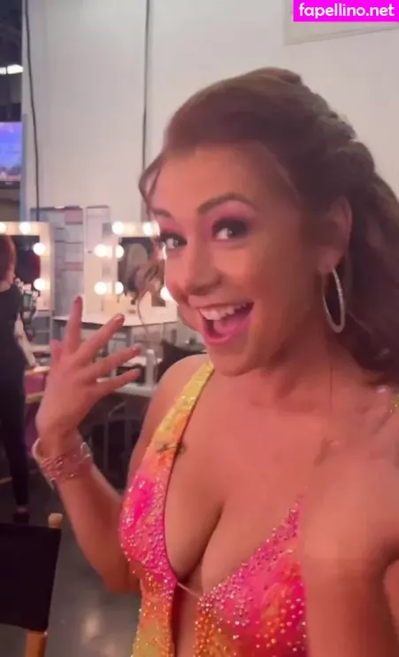 Alyson Hannigan OnlyFans Thumbnail #aTiKV9mFu0