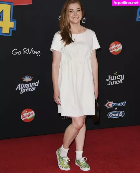 Alyson Hannigan OnlyFans Thumbnail #ahxfWXv9gT