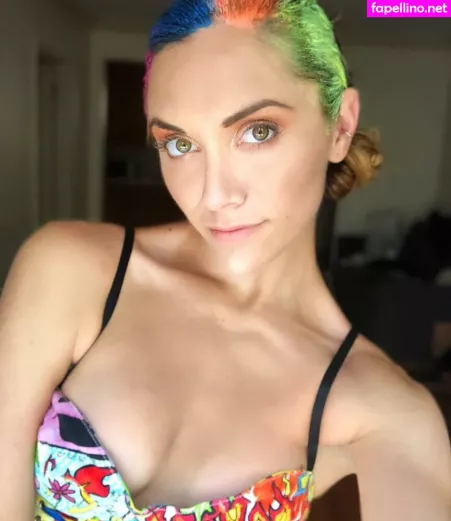 Alyson Stoner OnlyFans Thumbnail #IEaDbT1AdT