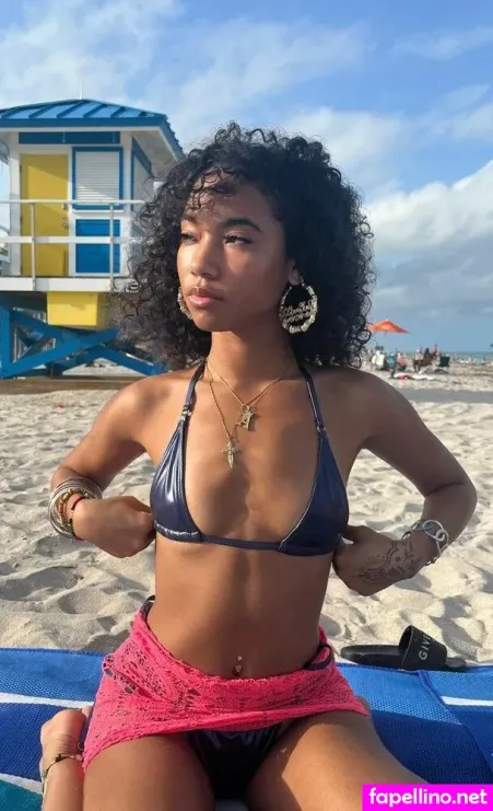 Alysontsang OnlyFans Thumbnail #SKvIrnbJs0