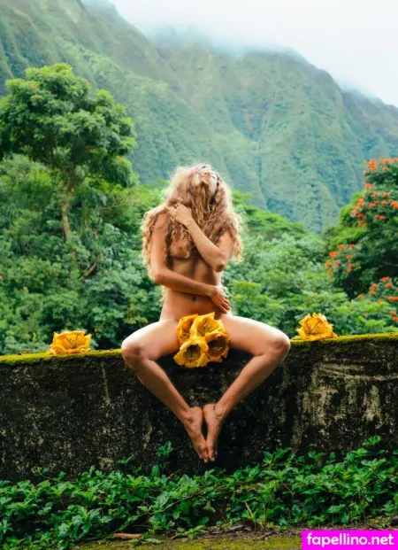 Alyssa Aparicio OnlyFans Thumbnail #X7qQm3C6A1