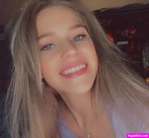 Alyssa Bryanne OnlyFans Thumbnail #jYVkd7AtyU