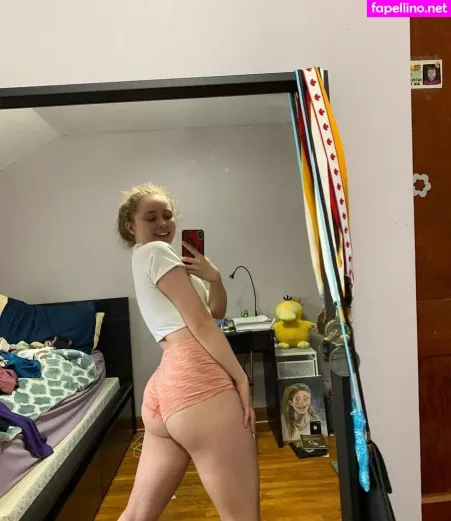Alyssa Cleversey OnlyFans Thumbnail #KwmURowgxq