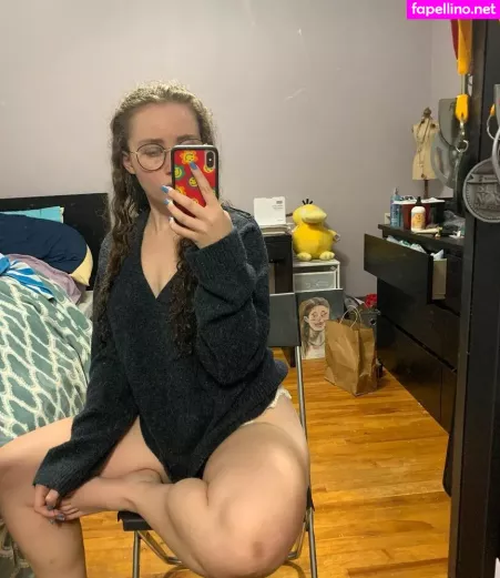 Alyssa Cleversey OnlyFans Thumbnail #MllcmtBCIT