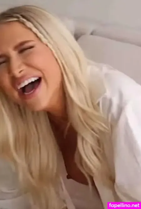Alyssa Hyde OnlyFans Thumbnail #HWeUW5NbNt