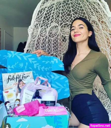 Alyssa Limperis OnlyFans Thumbnail #WlRTi3R4ia