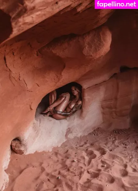 Alyssa Litanski OnlyFans Thumbnail #0aM0c9QojL