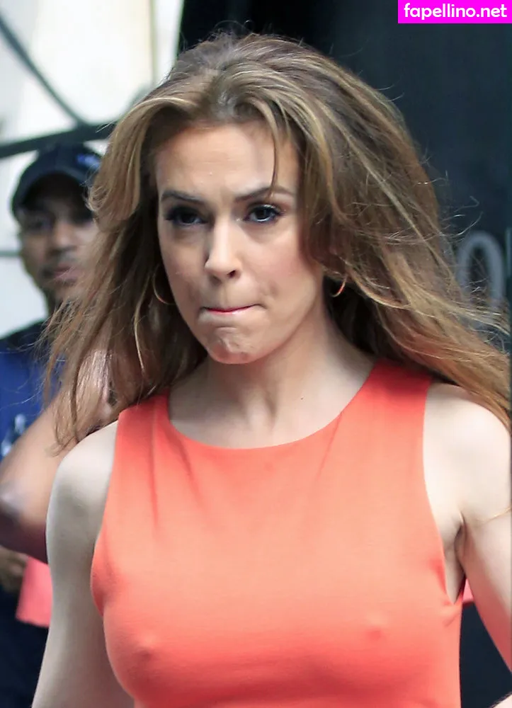 alyssa_milano, milano_alyssa, milanoxxx Nude Leaked OnlyFans Photo #L7EMLkWH71