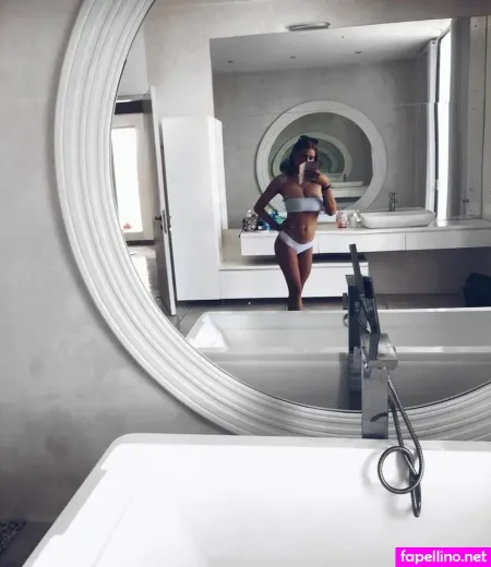 Alyssa Randall OnlyFans Thumbnail #HwD0aiXjyM