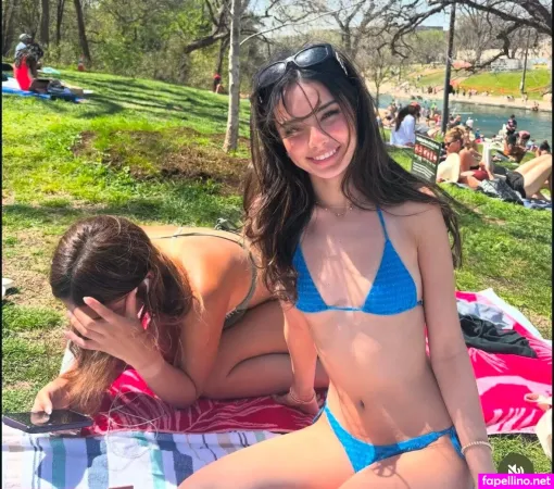 Alyssa Sanchez OnlyFans Thumbnail #XZZUYEuXf4