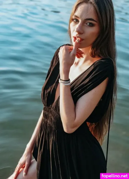 Alyssa Smit OnlyFans Thumbnail #HeWEq2WQgI