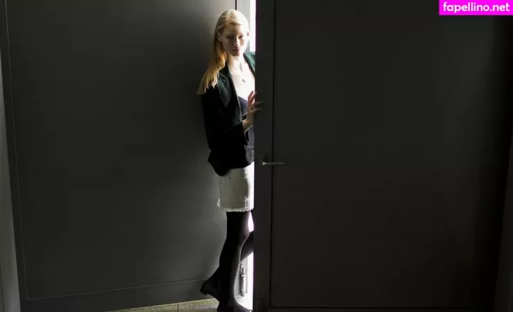 Alyssa Sutherland OnlyFans Thumbnail #Dby7dAhYk0