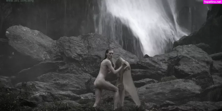 Alyssa Sutherland OnlyFans Thumbnail #axfiUU3b6b