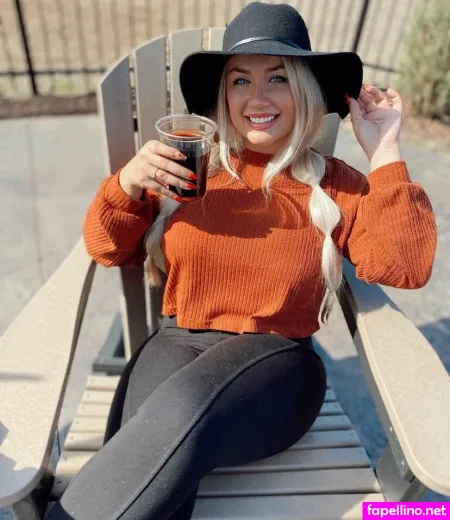 Alyssa Taylor 1 OnlyFans Thumbnail #E3eTfw0EQ4