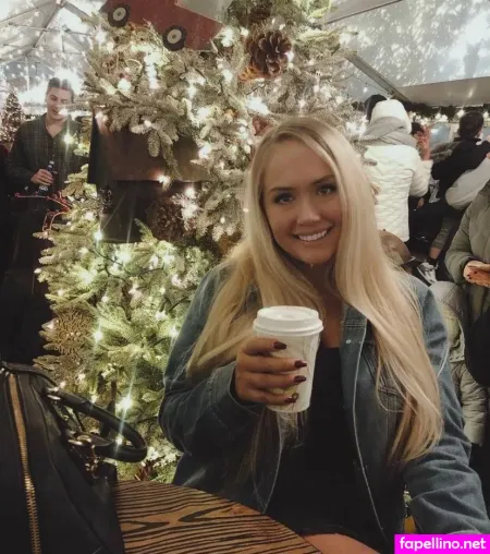 Alyssa Taylor 1 OnlyFans Thumbnail #WmUDx5vsw1