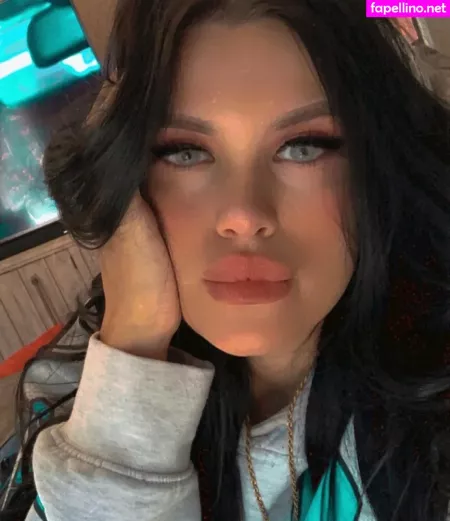 Alyssa Tognetti OnlyFans Thumbnail #pUO8VGn2ZI