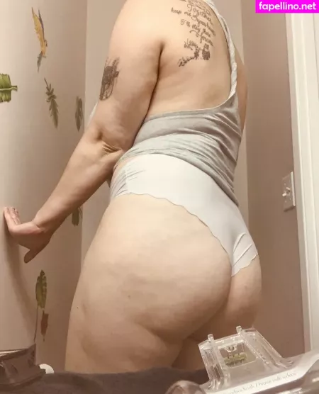 Alyssacarterfreex OnlyFans Thumbnail #9XaWTT3GCr